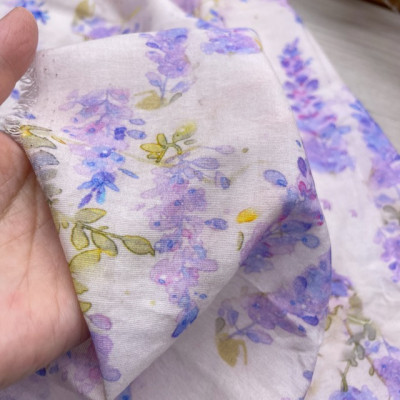 7331-薰衣草 錦絲棉柔軟垂墜印花布料/洋裝襯衫等/幅寬145cm