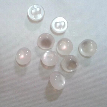 0041 珠光白蘑菇縫扣釦子 直徑13mm 20元10粒