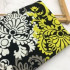 304041 黑底黃白大花印花棉布/柔軟細膩/寬幅150cm