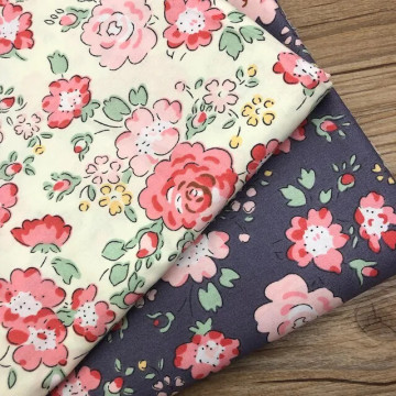 5359-7 紅花朵純棉斜紋印花棉布/柔軟細膩/幅寬160cm