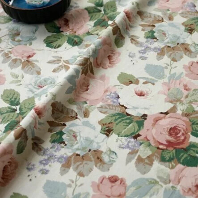 5359 莊園玫瑰純棉斜紋印花棉布/幅寬160