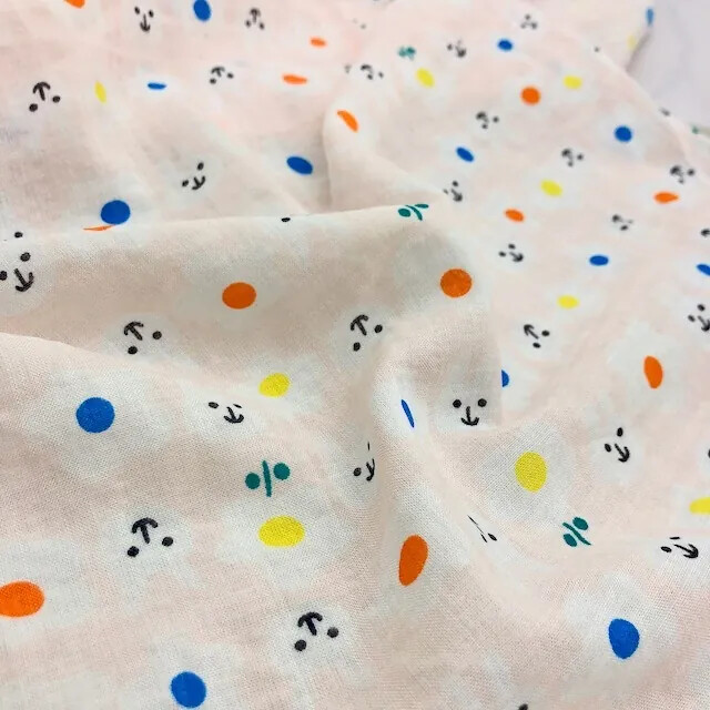 5825-34 粉嫩花朵兔鬆軟薄棉布/夏季衣裙薄軟透氣/幅寬145cm