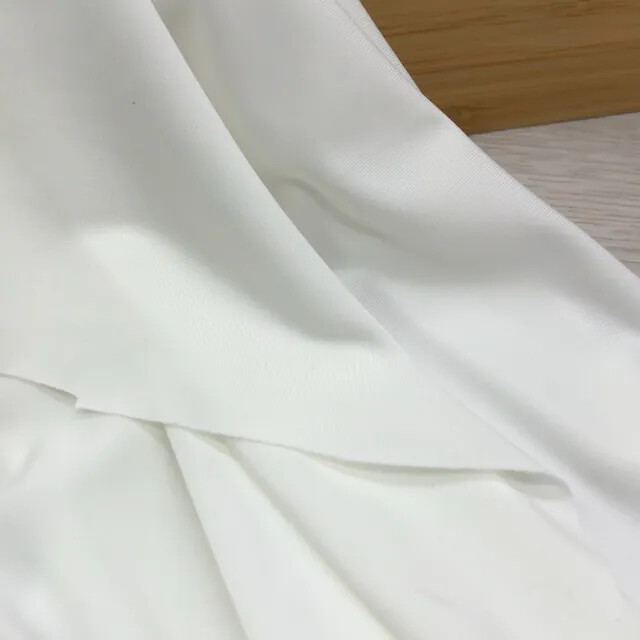 5843 涼感超彈力冰絲萊卡針織布/幅寬150cm