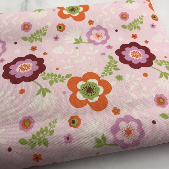6040 粉紅花朵純棉印花細帆布/幅寬110cm