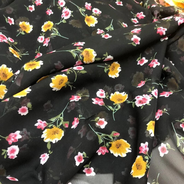 6088 黑底花朵薄透印花雪紡/夏季洋裝衣裙/幅寬150cm
