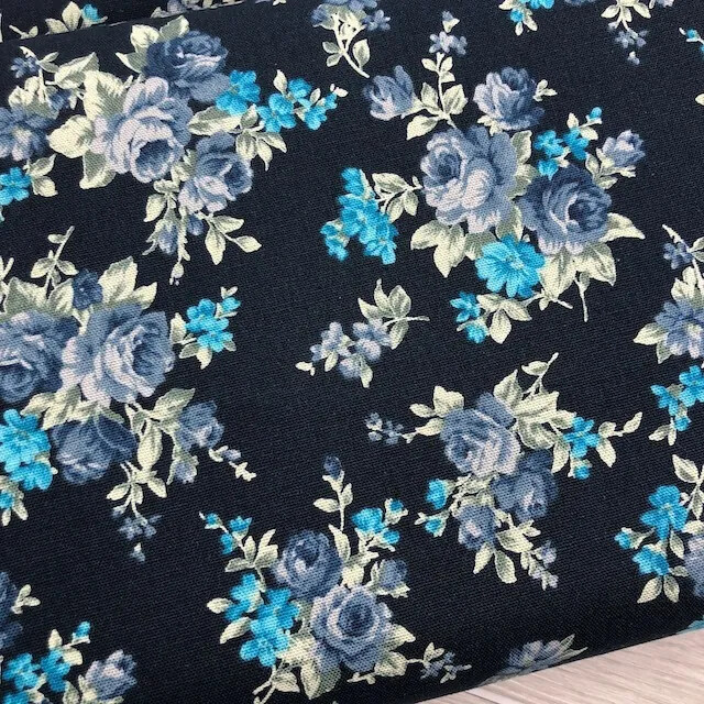 7323 暗藍花朵台製窄幅厚棉布/幅寬110cm