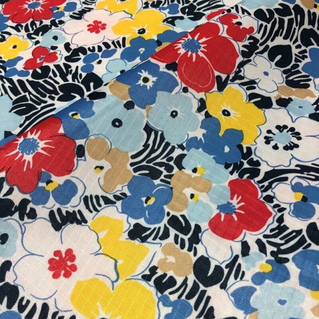 3663-紅藍花朵 PVC防水布/硬挺/適合便當袋桌布野餐墊/幅寬150cm